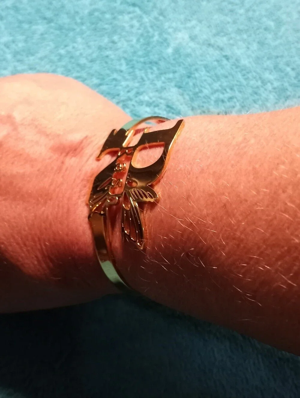 N/A stylish gold